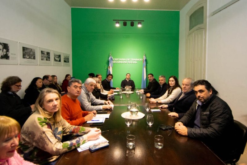 Docentes rechazaron la nueva oferta del gobierno en paritarias