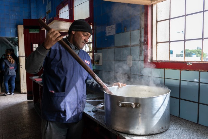 Entre Ríos centralizará la provisión de alimentos para casi mil comedores escolares desde agosto