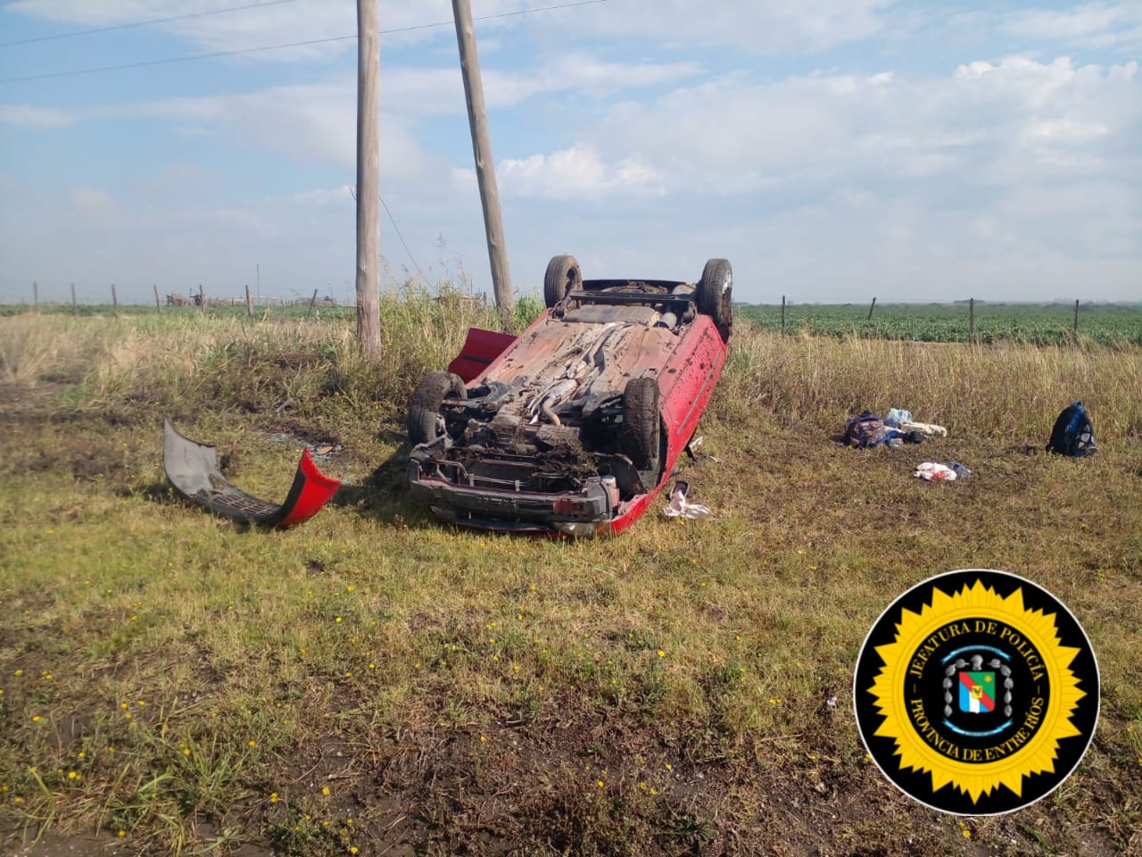 Volcó un auto en Ruta Nacional 12, cerca de Gobernador Sola