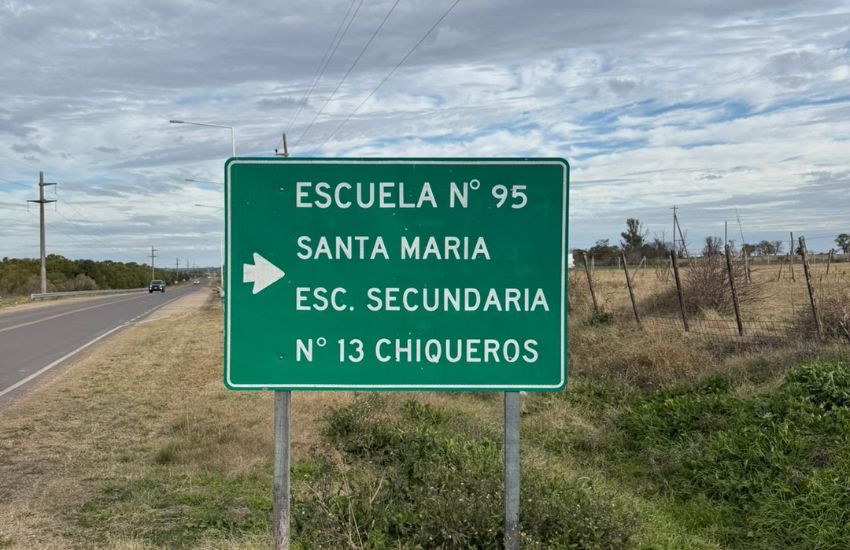 Personal de la Escuela 95 reclama por el estado del ripio: “Hubo días donde no hemos podido ingresar”
