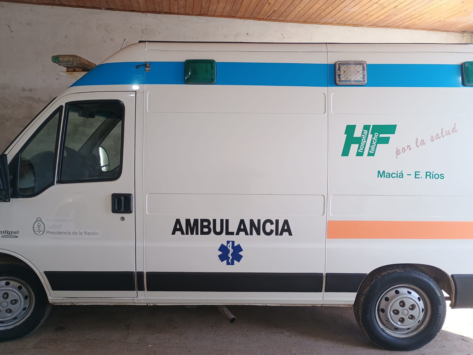 El Hospital Falucho recuperó una de sus ambulancias tras una reparación integral