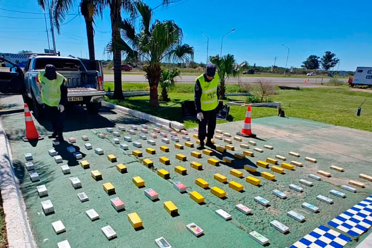 Secuestro millonario en Paso Cerrito: hallan 133 celulares ocultos en camioneta