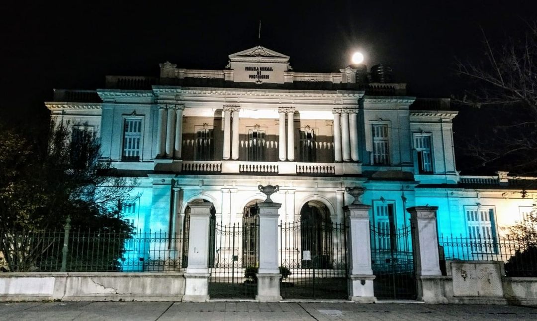 Un alumno fue sorprendido con un arma blanca en la Escuela Normal Superior de Concepción del Uruguay