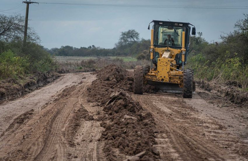 Se firmó el inicio de obra y en pocos días comenzarán los trabajos de enripiado en el camino de la producción