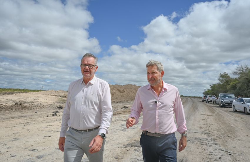 El gobernador Frigerio recorrió la obra de reconstrucción del camino entre Viale y Arroyo El Durazno
