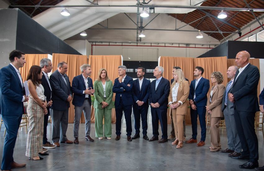 Caída de coparticipación: Frigerio pidió redefinir responsabilidades y recursos de los gobiernos locales