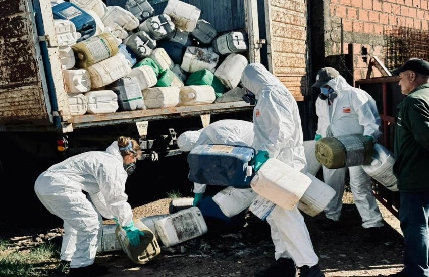 Rosario del Tala: allanaron un galpón de venta de chatarras y secuestraron más de 2000 bidones de fitosanitarios